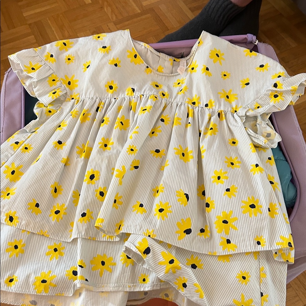 Zara Women’s Yellow Floral Blouse. Buy One Get One Free of the Same Price.Bundle